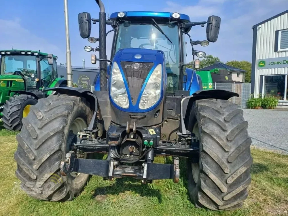 New Holland T7.210