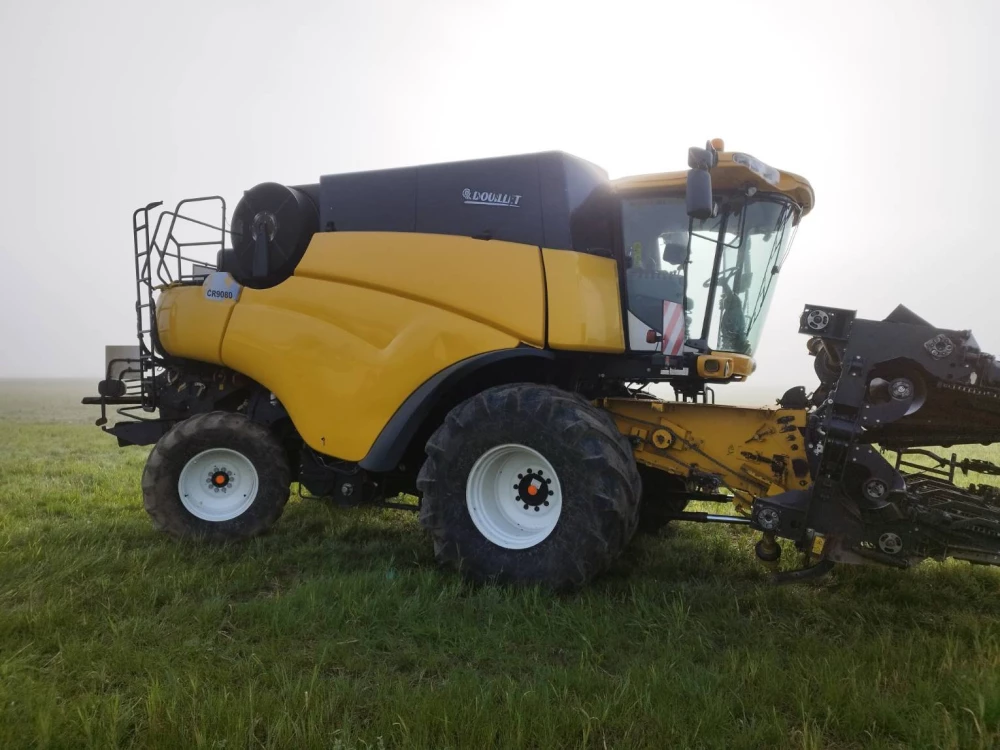 New Holland CR9080