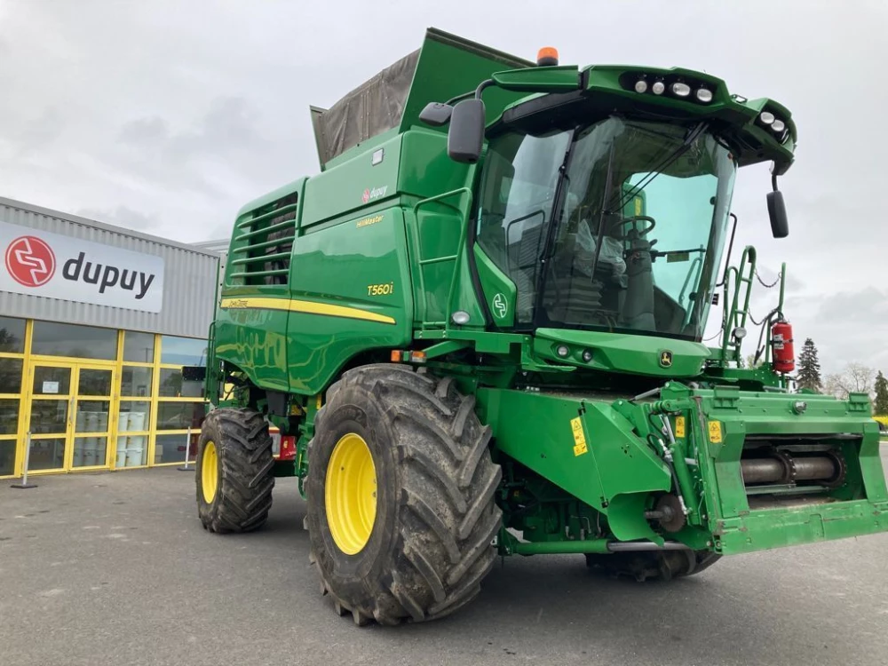 John Deere t560hm