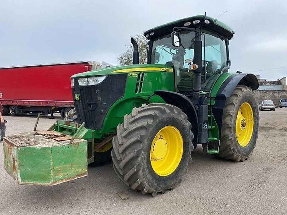 John Deere 7310r e23