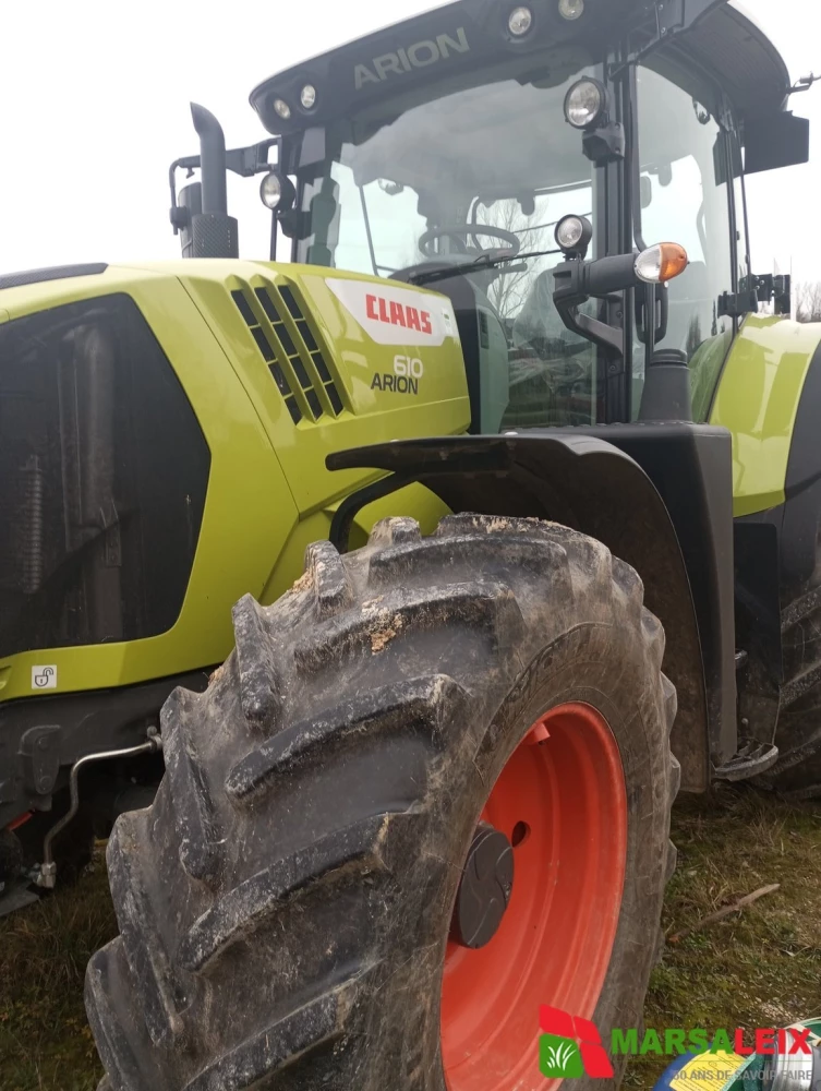 Claas ARION 610