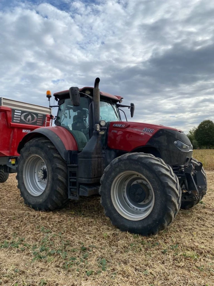 Case IH optum 300 cvx