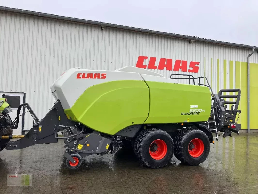 Claas quadrant 5200 fc tandem