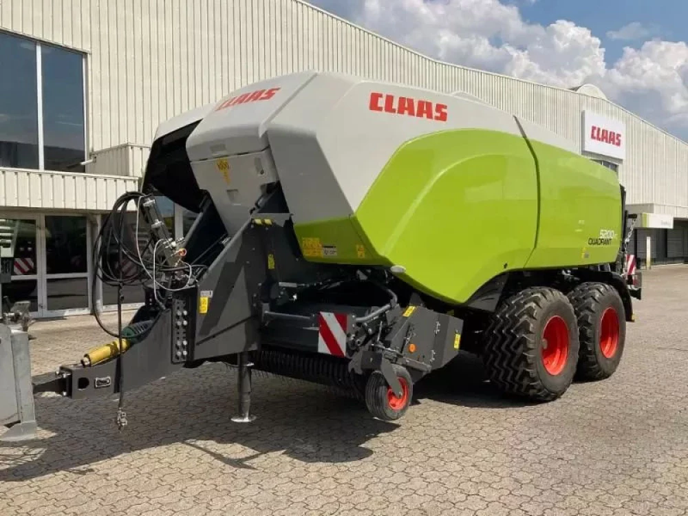 Claas quadrant 5200 fc t+st