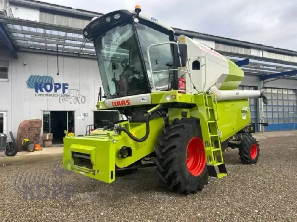 Claas avero 240 bj 21 59 motorh 37 trommelh