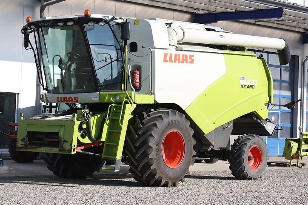 Claas tucano 430 getreidemaschine