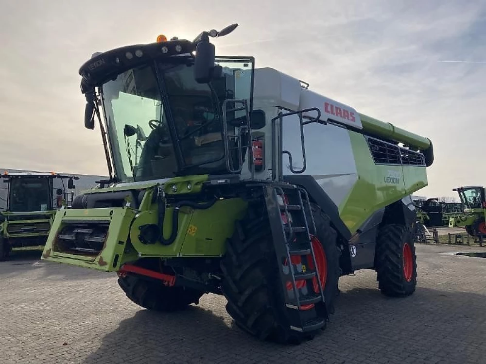 Claas Lexion 7500