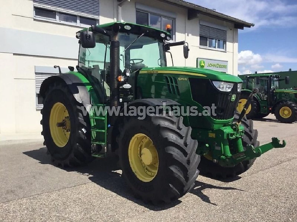 John Deere 6210R