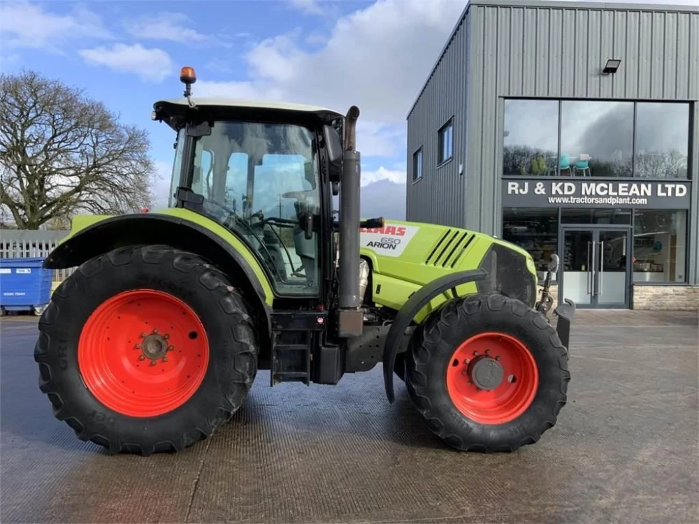 Claas 650 arion tractor (st15805)