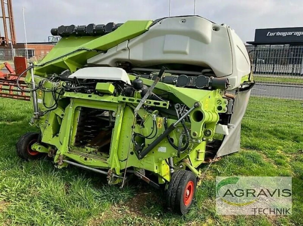 Claas ORBIS 900