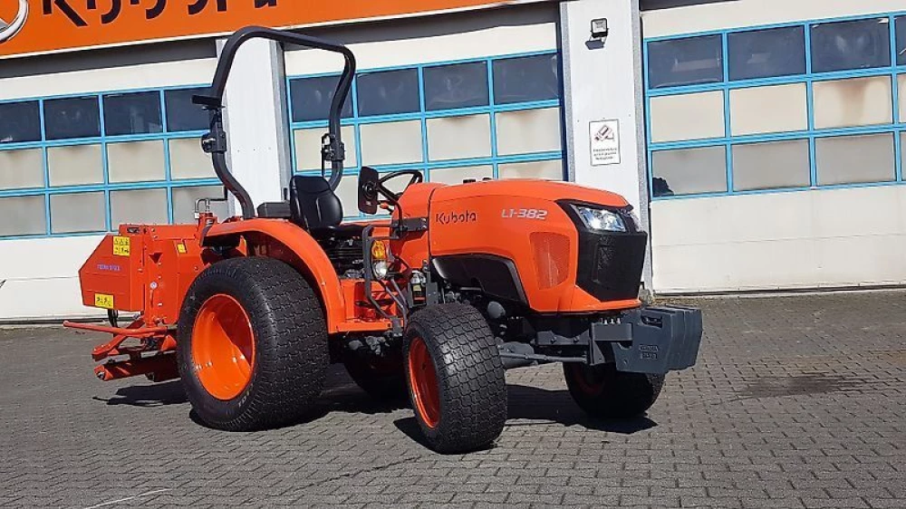 Kubota l1-382 hydrostat -turf bereifung