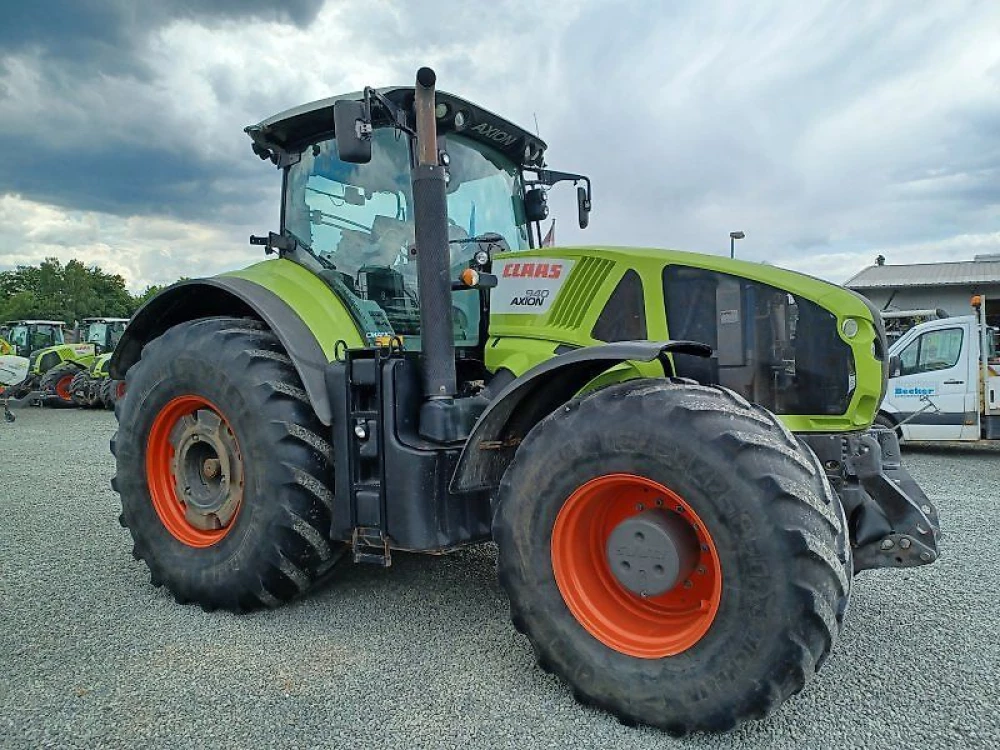 Claas AXION 940