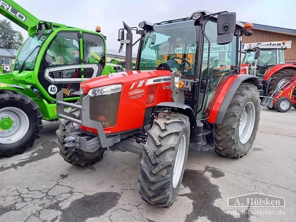 Massey Ferguson mf4707 cab 4wd