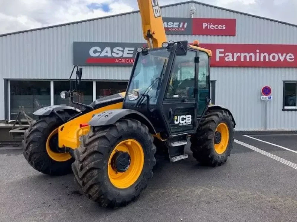 JCB 526-56