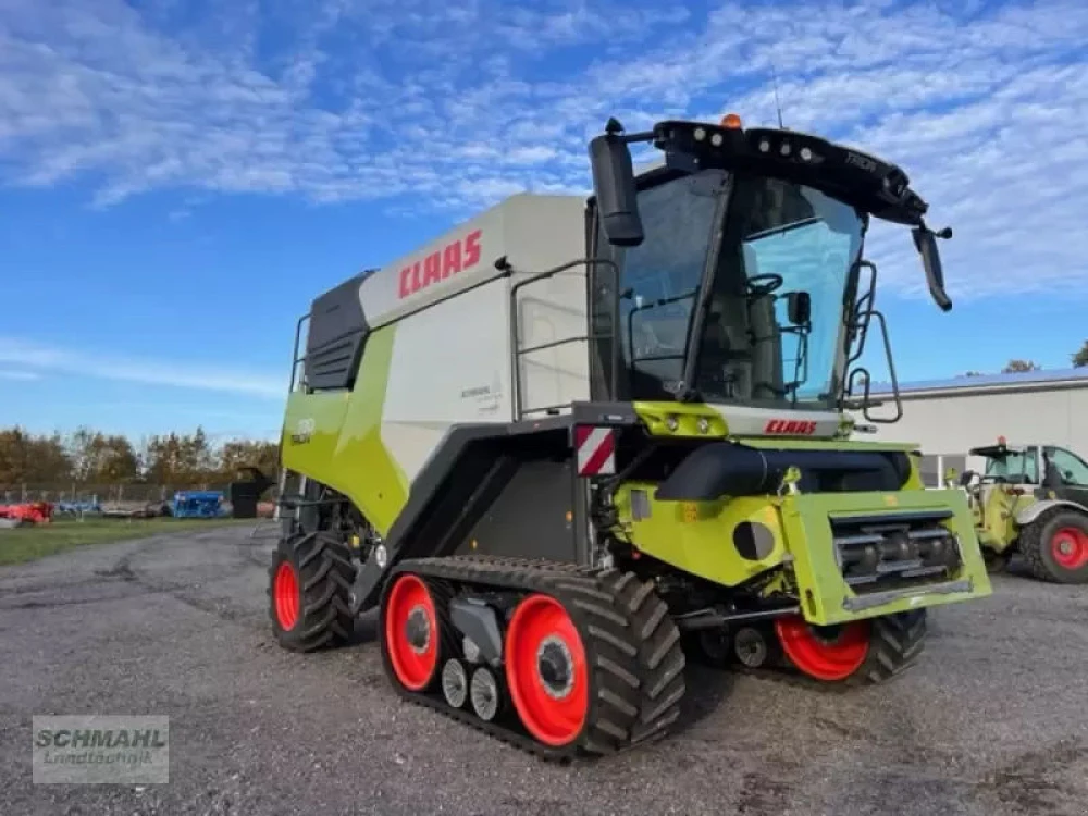 Claas trion 730tt