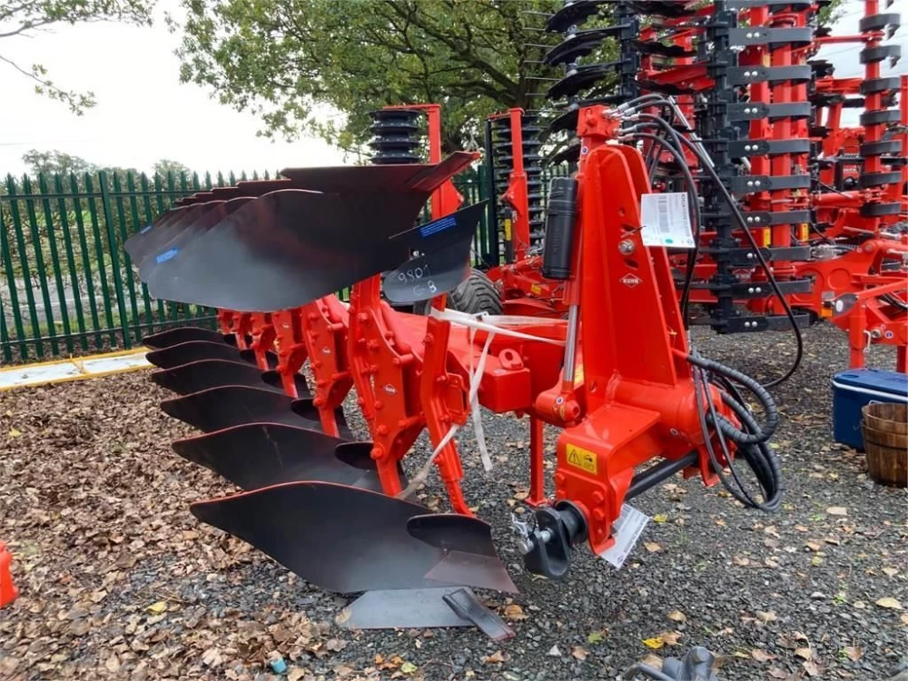 Kuhn varimaster 153