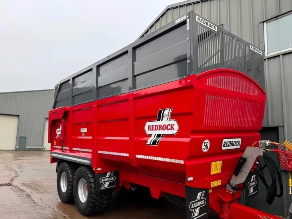 Redrock 200/20.0 silage trailer