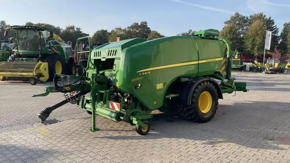 John Deere c441r