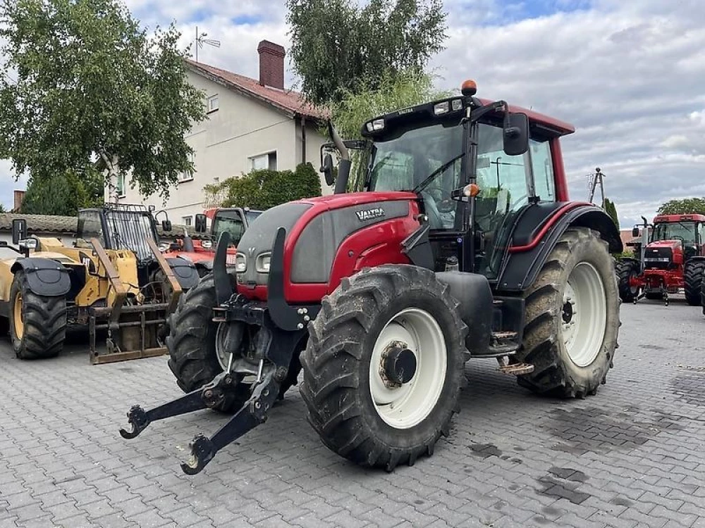 Valtra n121 hitech