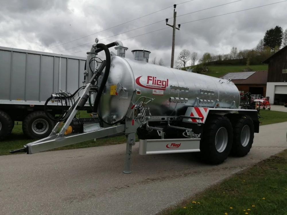 Fliegl vfw 10600 maxx line