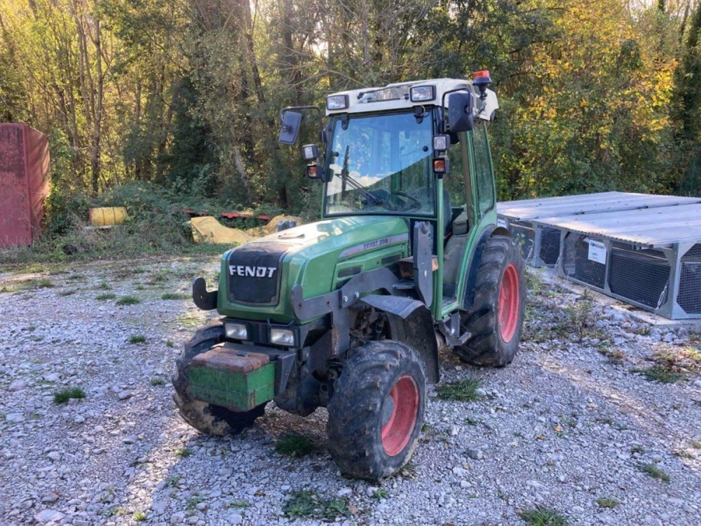 Fendt 208 v