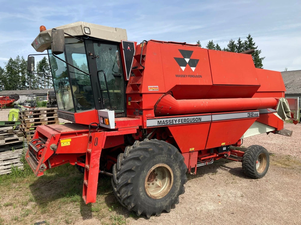 Massey Ferguson 32