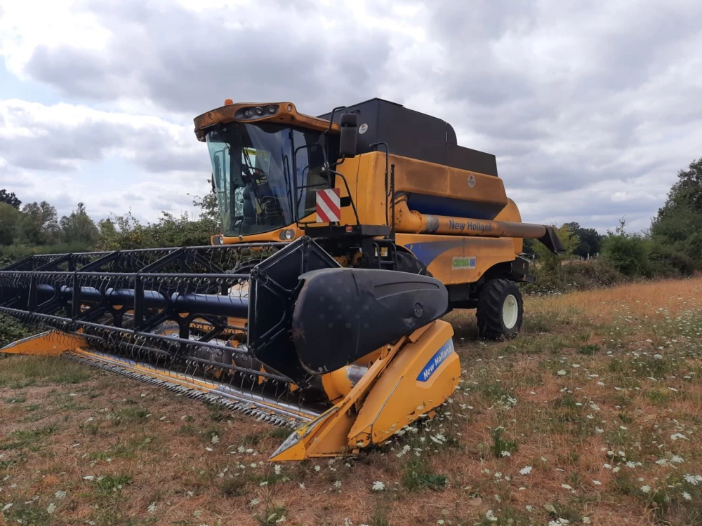 New Holland CSX 7080