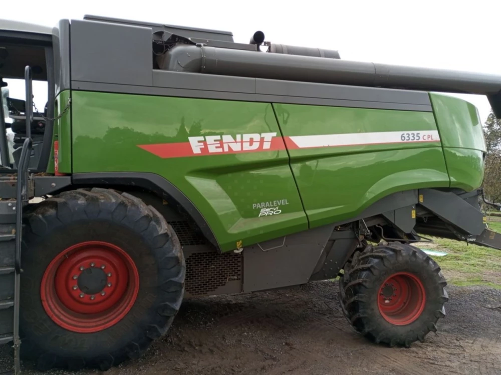 Fendt 6335 c paralevel + coupe+ cueilleur capello