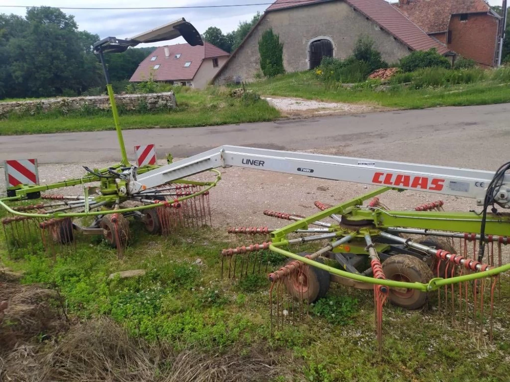 Claas liner 700 twin