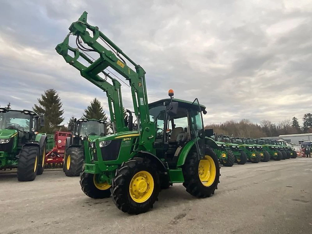 John Deere 5075 e