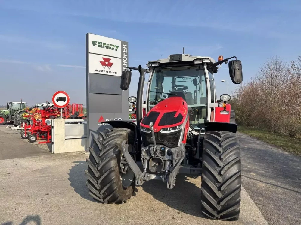 Massey Ferguson mf 5s.145 dyna-6 exclusive