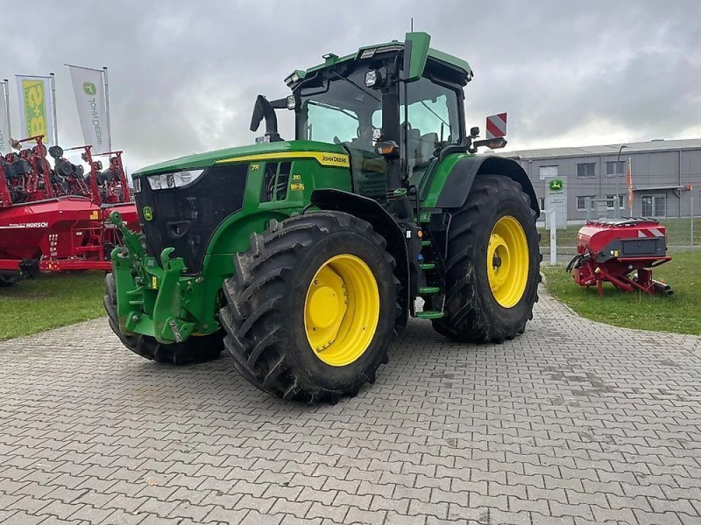 John Deere traktor 7r310