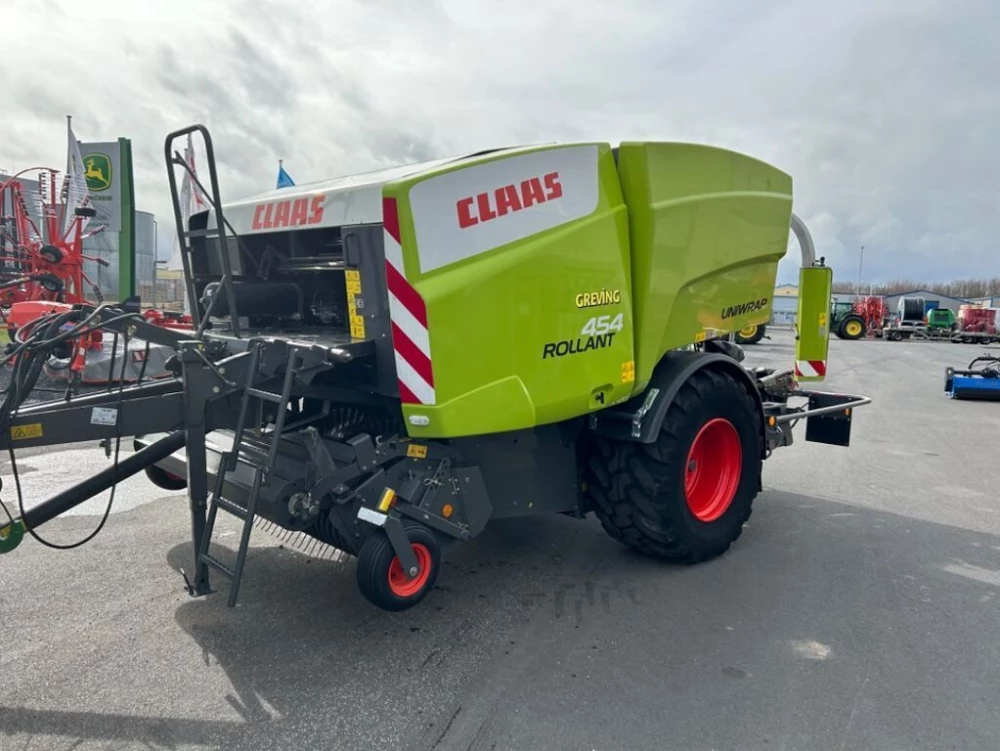 Claas rollant 454 uniwrap