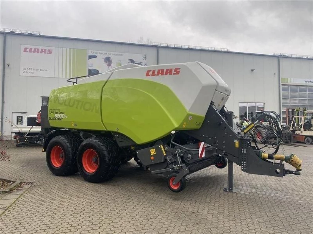 Claas quadrant 5200 fc tandem evo