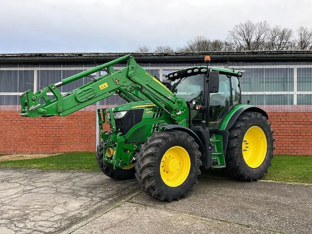 John Deere 6145R