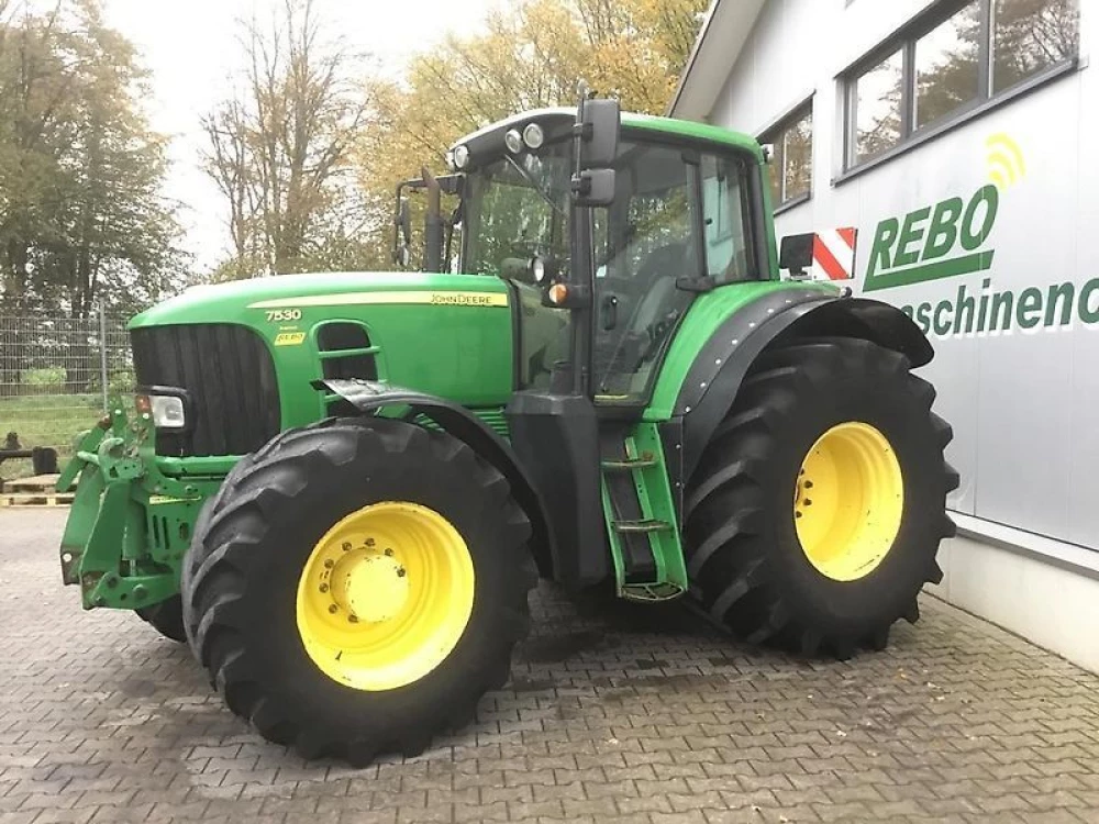 John Deere 7530 premium