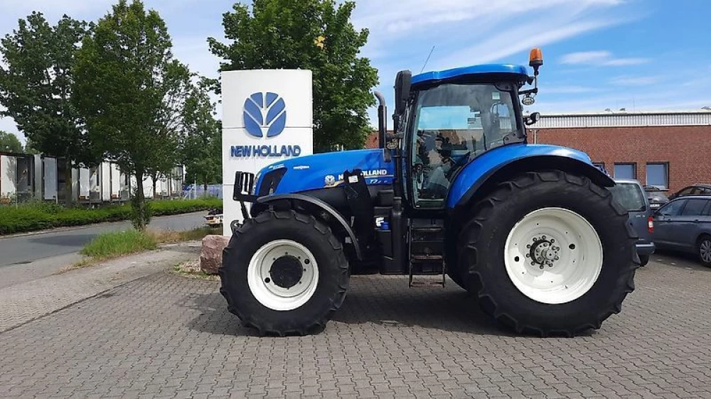 New Holland t7.220 ac