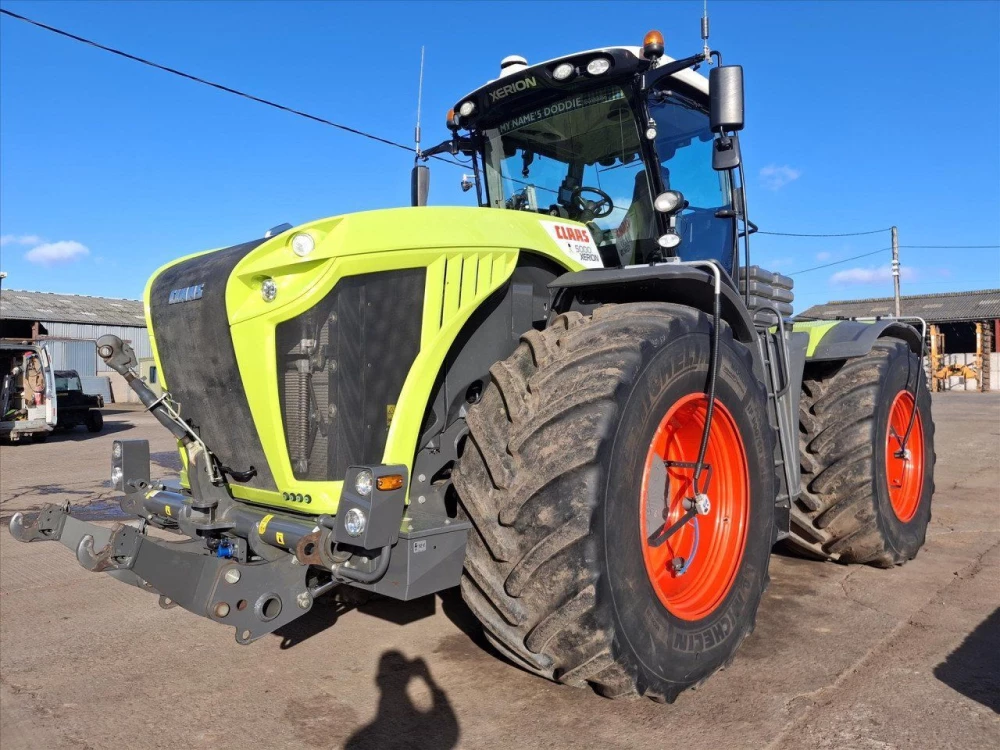 Claas XERION 5000