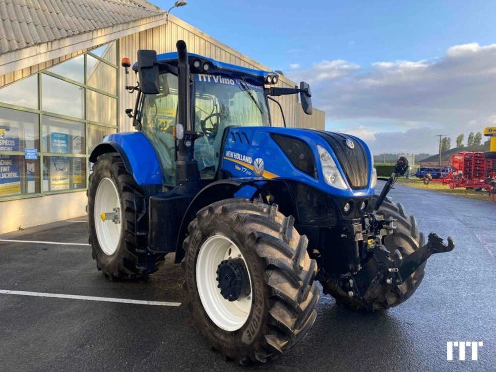 New Holland T7.230