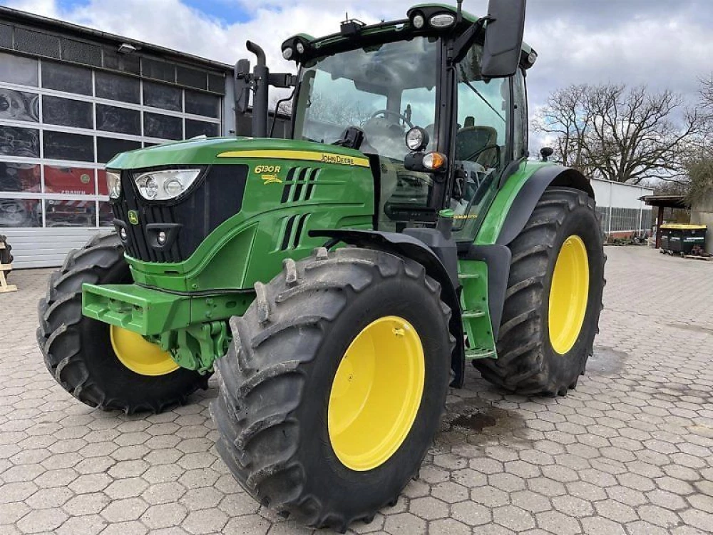 John Deere 6130R