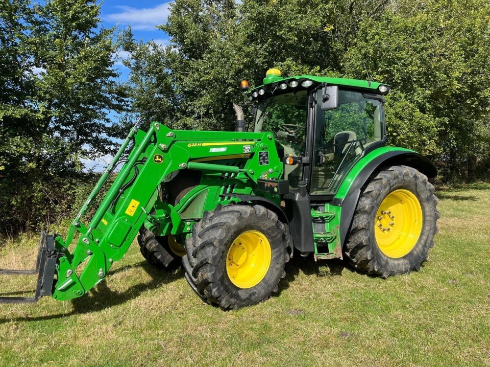 John Deere 6125R