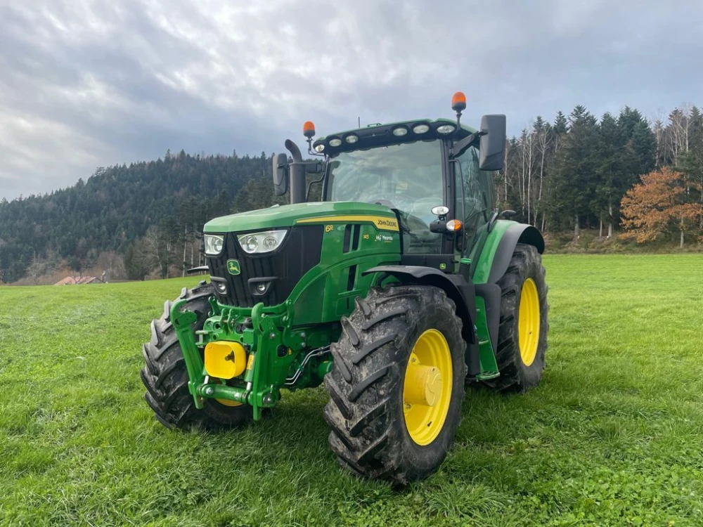 John Deere 6r145