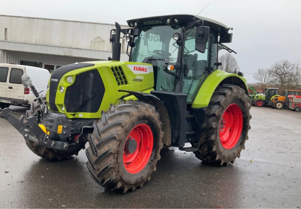 Claas ARION 630 CIS