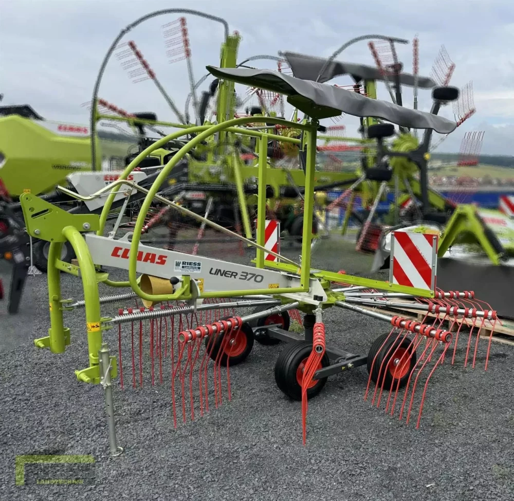 Claas liner 370 tandem