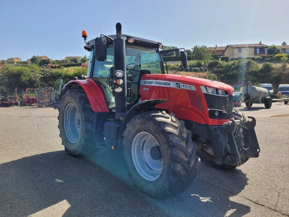 Massey Ferguson 7715 s