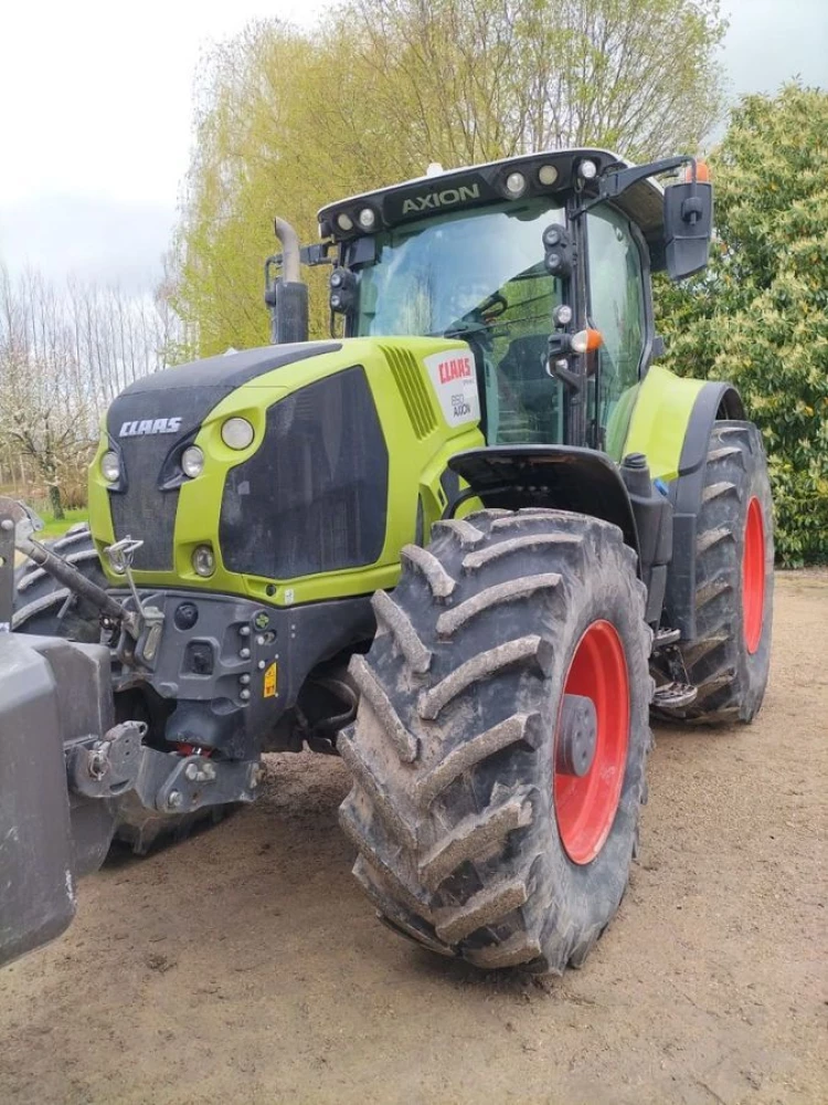 Claas AXION 850