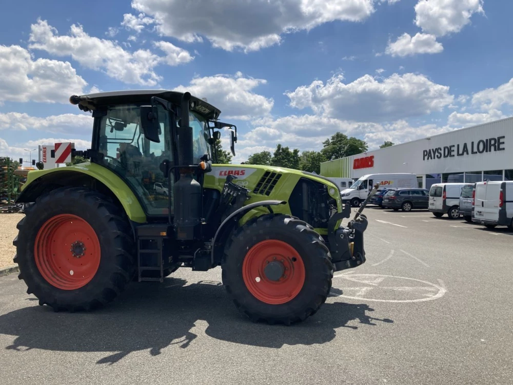 Claas arion 610 - stage v