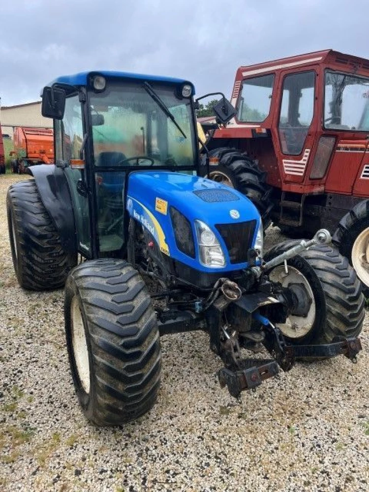 New Holland t 4050 deluxe supersteer ruote larghe + ruote standard