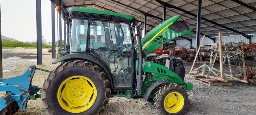 John Deere 5075 gv