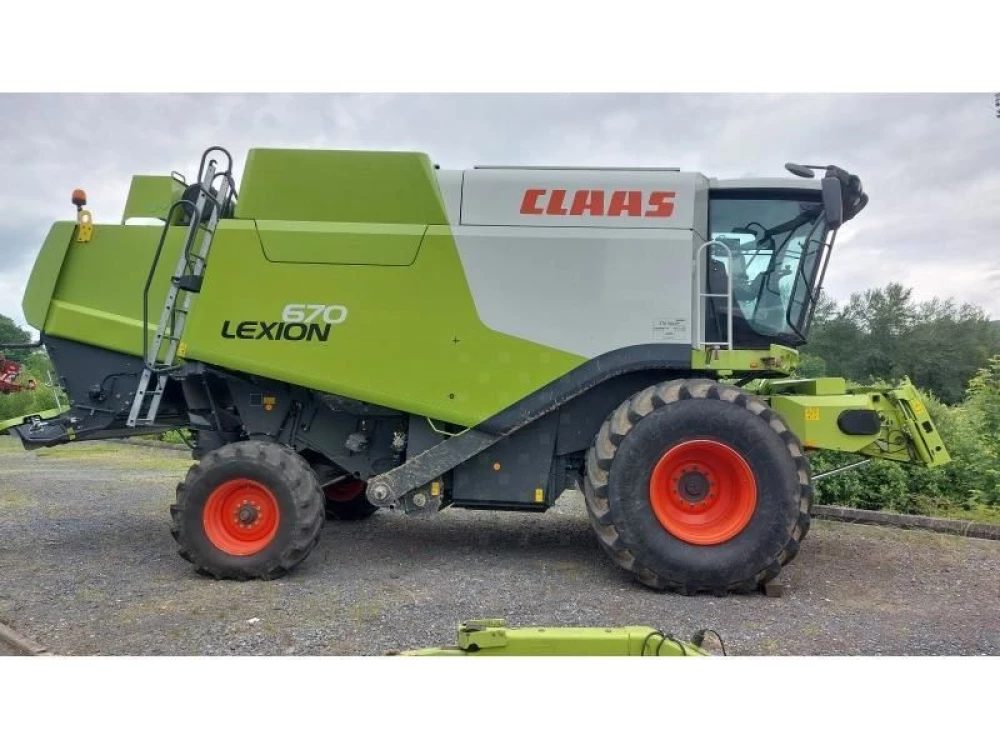 Claas 670 montana